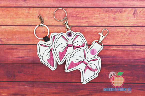 Ribbon Bow ITH KeyFob Snaptab: A Designer’s Holiday Review